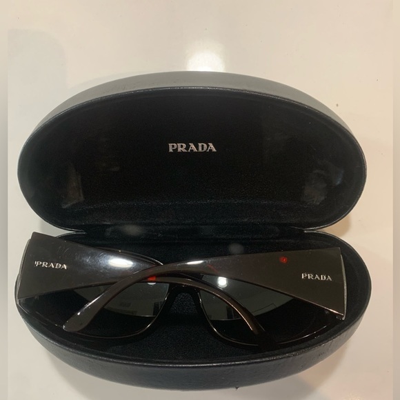 Prada sunglasses! - Picture 3 of 6